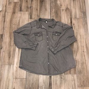 TORRID 3XL gray button down